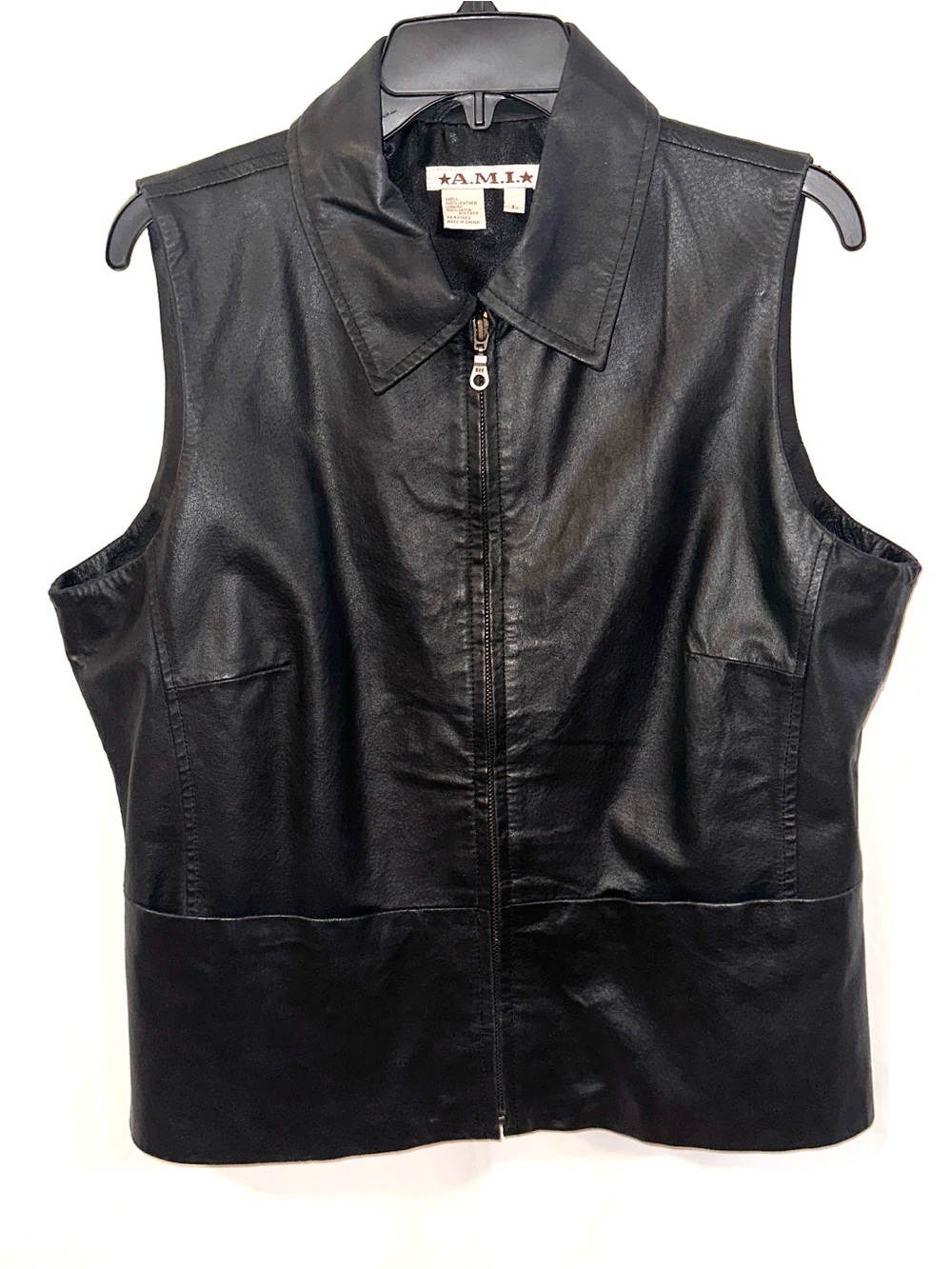 A.M.I. Genuine Black Leather Zip Front Vest Size Lg Lined Clean No Patches